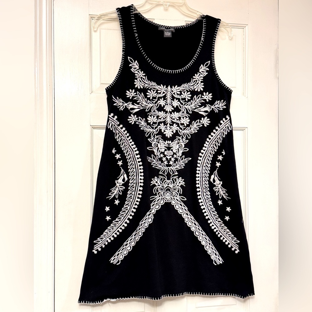 Chelsea & Theodore Black and White Sleeveless Sundress